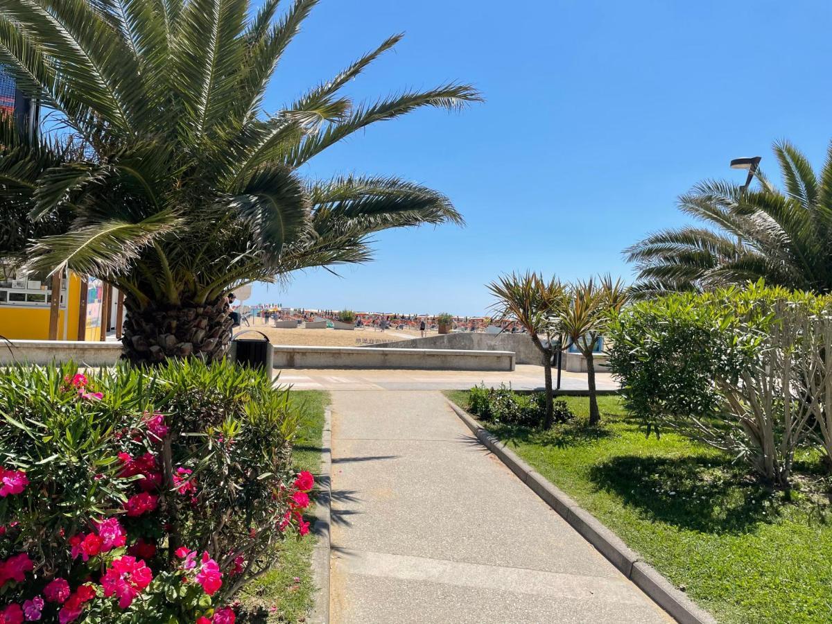 Molent - Appartamenti Bibione Bagian luar foto