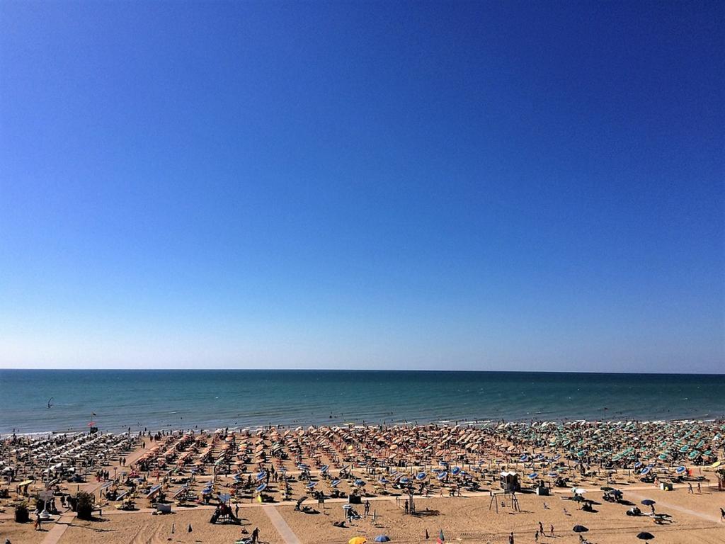 Molent - Appartamenti Bibione Bagian luar foto